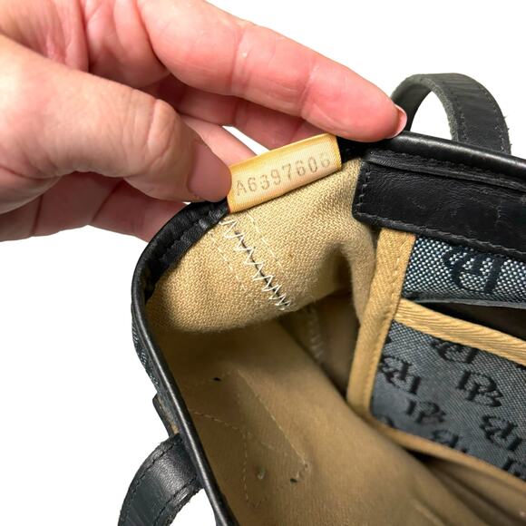 Dooney & Bourke Blue Canvas Bucket Bag Shoulder Handbag Leather Monogram - Picture 11 of 15